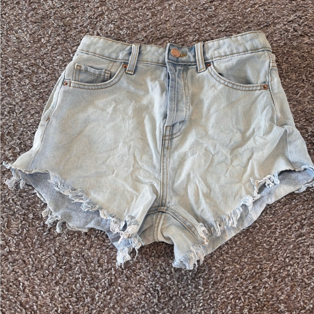Wild fable Light Wash Denim Women's High-Rise Frayed Shorts